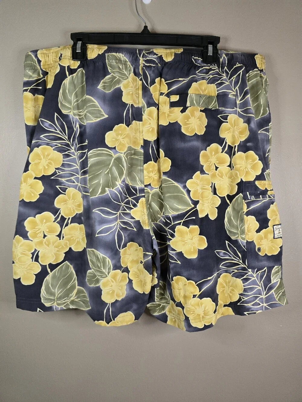 Tommy Bahama Swim Trunks Grey Yellow Floral Hibiscus Relax Beach Shorts Size XXL